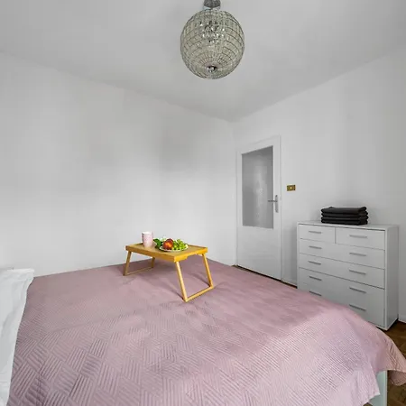 Apartman Downtown - Balcony, Vistula River Nearby - By Rentujemy