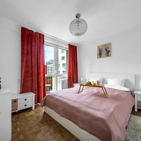 Downtown - Balcony, Vistula River Nearby - By Rentujemy Apartment